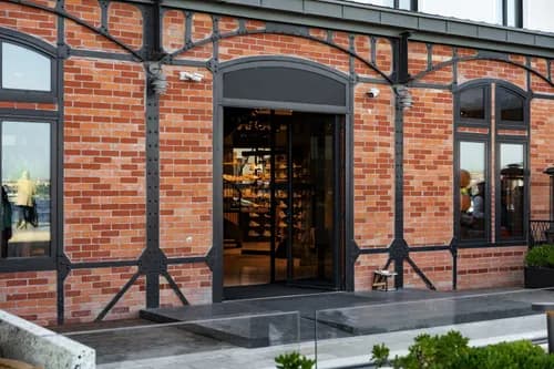 Edificio Corporativo El Golf